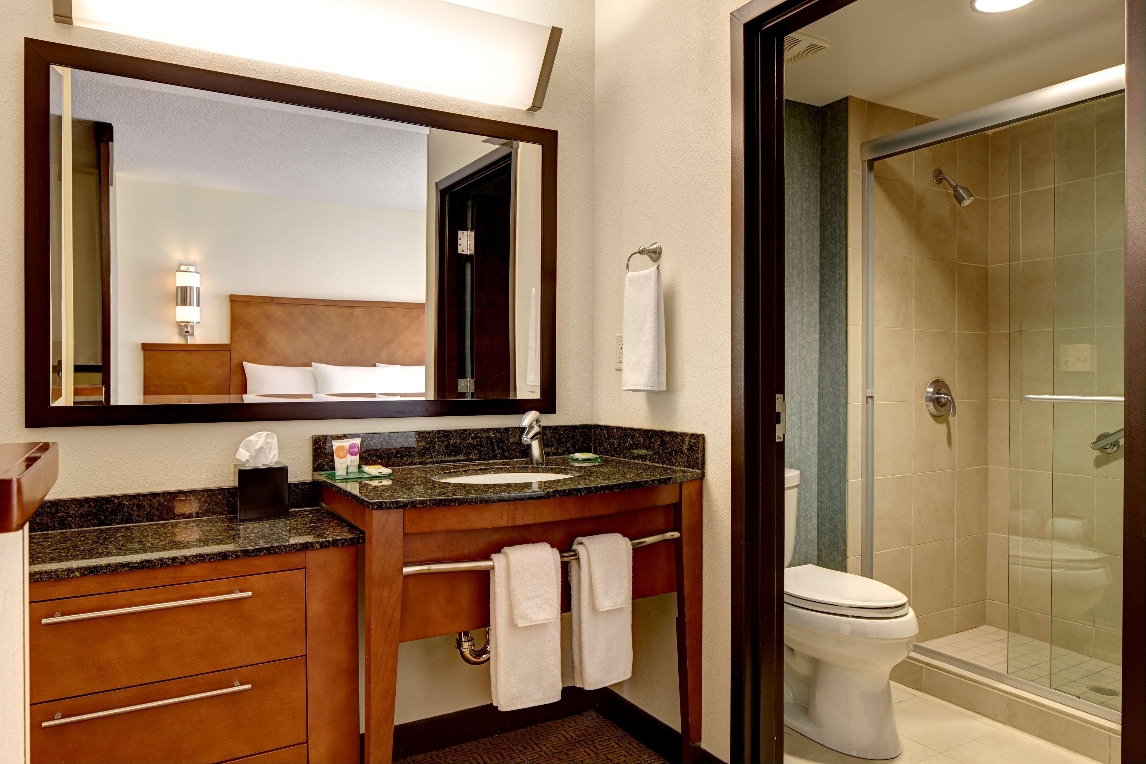 Hyatt Place Savannah Airport Exterior photo