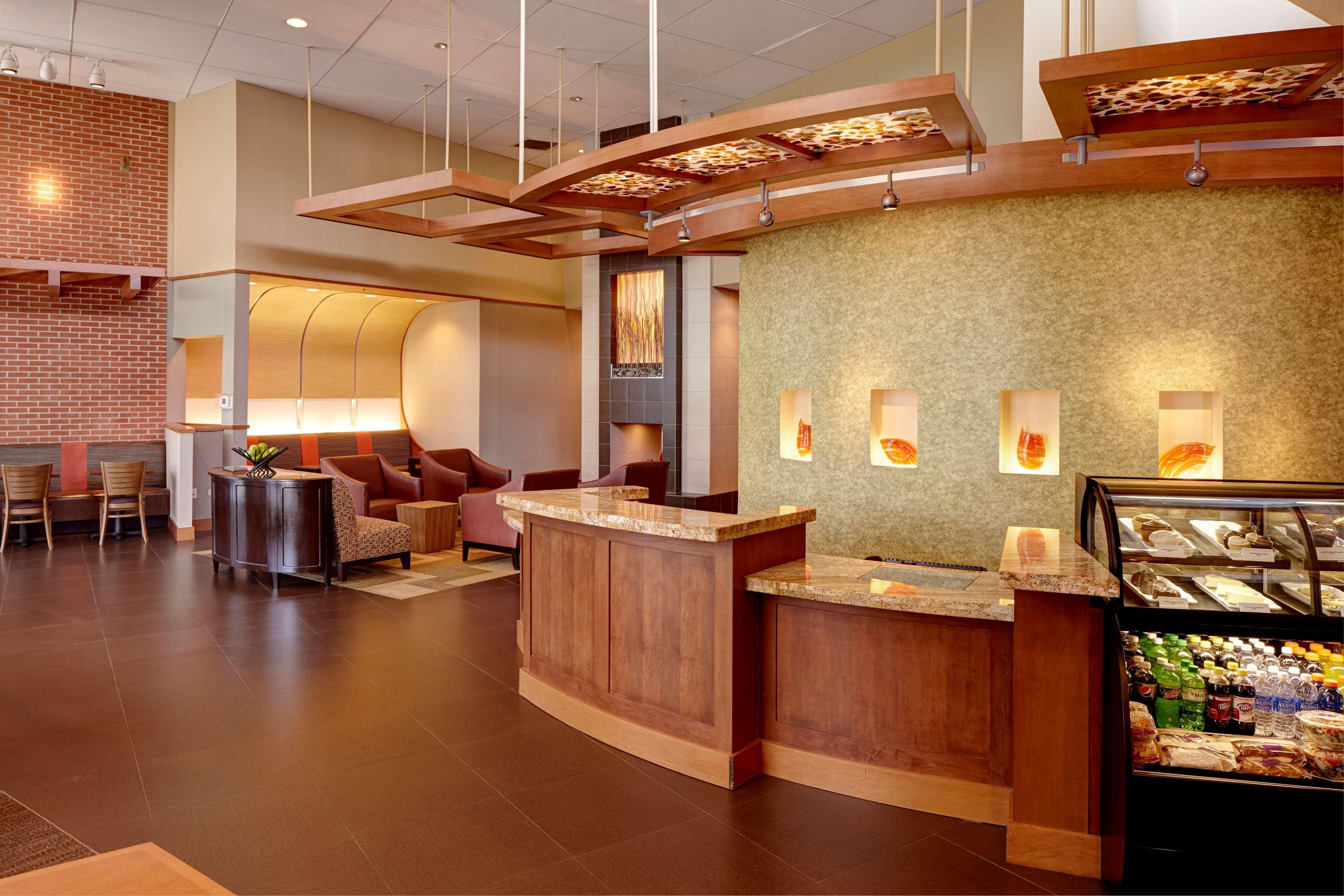 Hyatt Place Savannah Airport Exterior photo